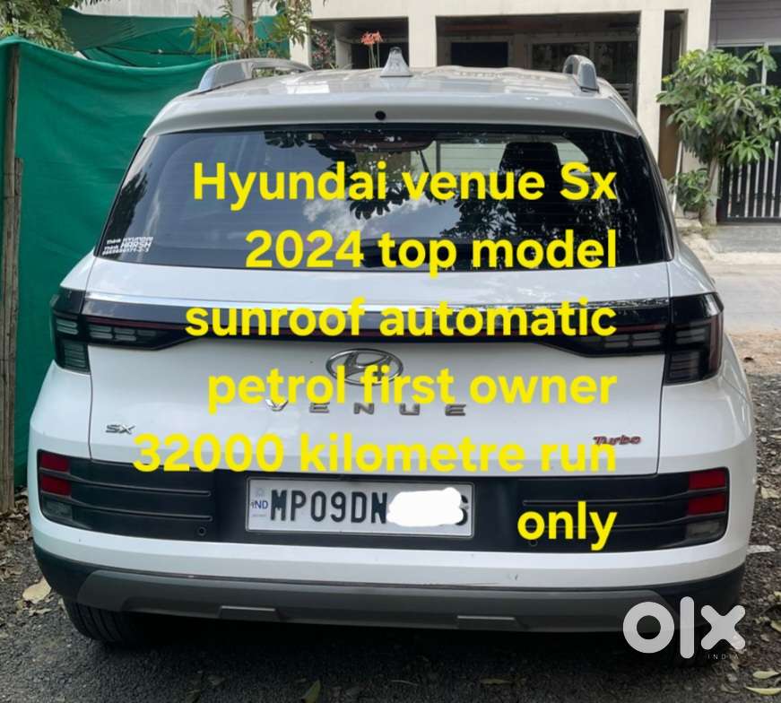 Hyundai Venue Sx Dual Tone Turbo, 2024, Petrol