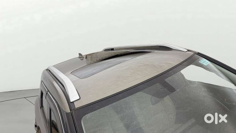 Maruti Suzuki Brezza 1.5 Zxi Smart Hybrid, 2022, Petrol
