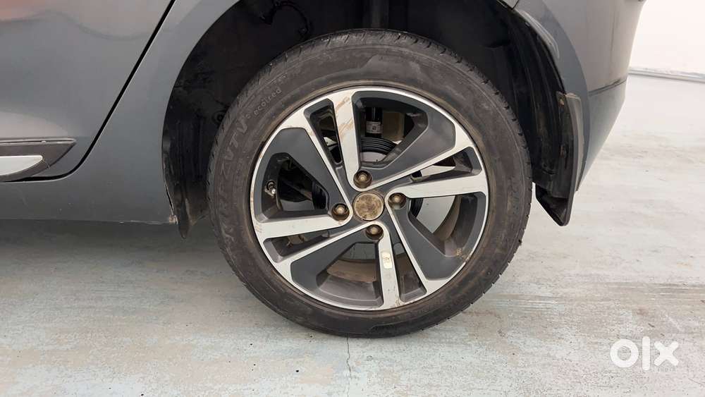 Tata Altroz Xz, 2021, Petrol