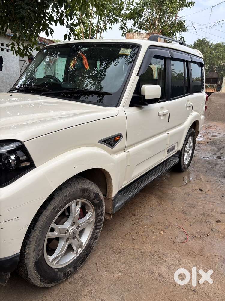 Mahindra Scorpio Diesel 2017 Year
