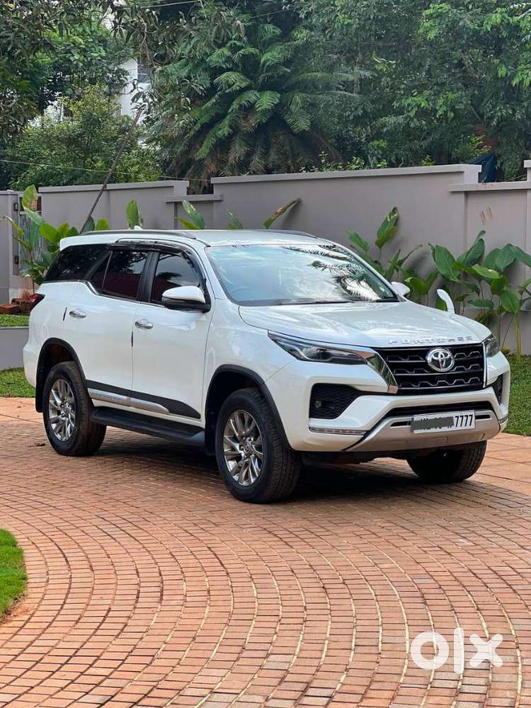 Toyota Fortuner 4x4 At, 2022, Diesel