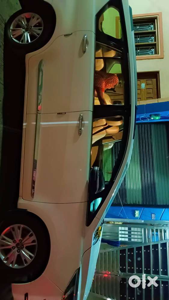 Toyota Innova Crysta 2022