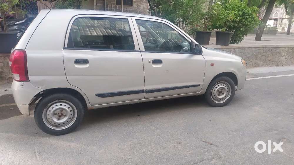 Maruti Alto K10 Vxi 2014  Top Variant  Color: Silver