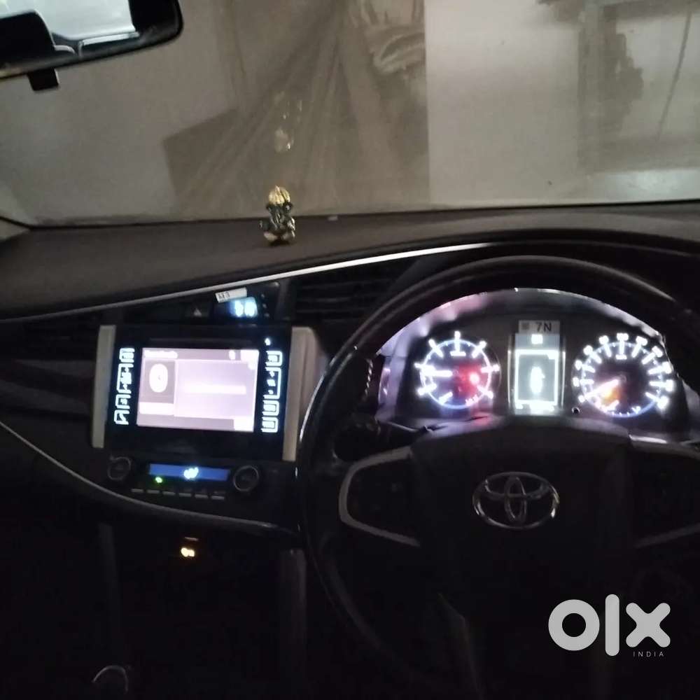 Toyota Innova Crysta 2020 Diesel 90400 Km Driven