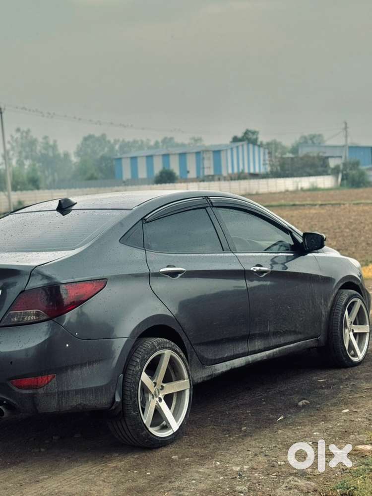 Hyundai Fluidic Verna 2012 Petrol + Cng