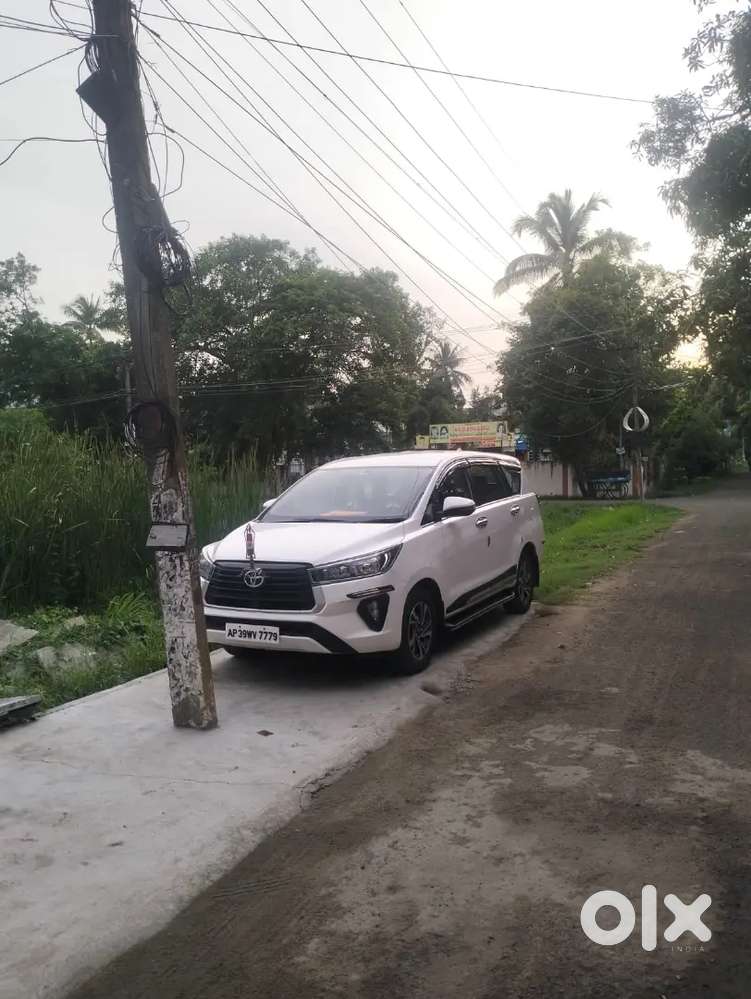 Toyota Innova Crysta 2022