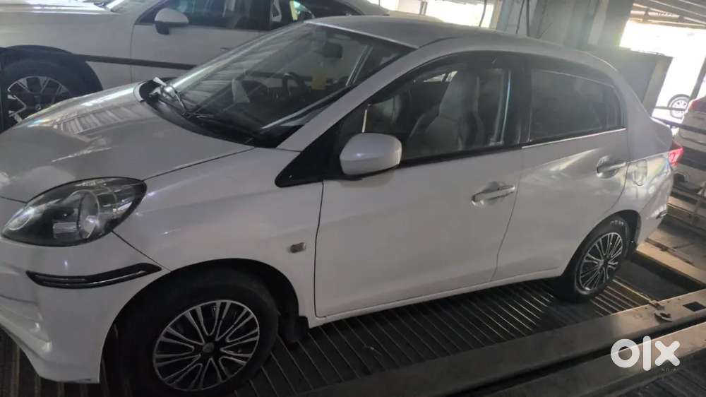 Honda Amaze 2013 Cng & Hybrids 750000 Km Driven