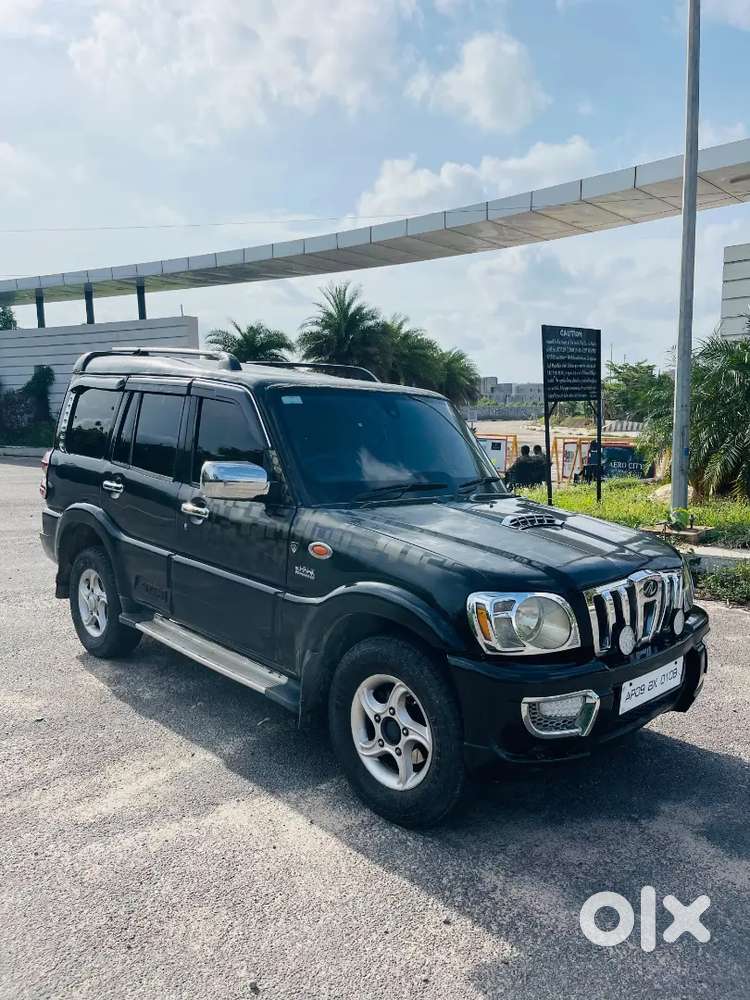 Mahindra Scorpio 2010 Diesel 2nd Owner Top Model Chilled Ac Fix 3 Lakh