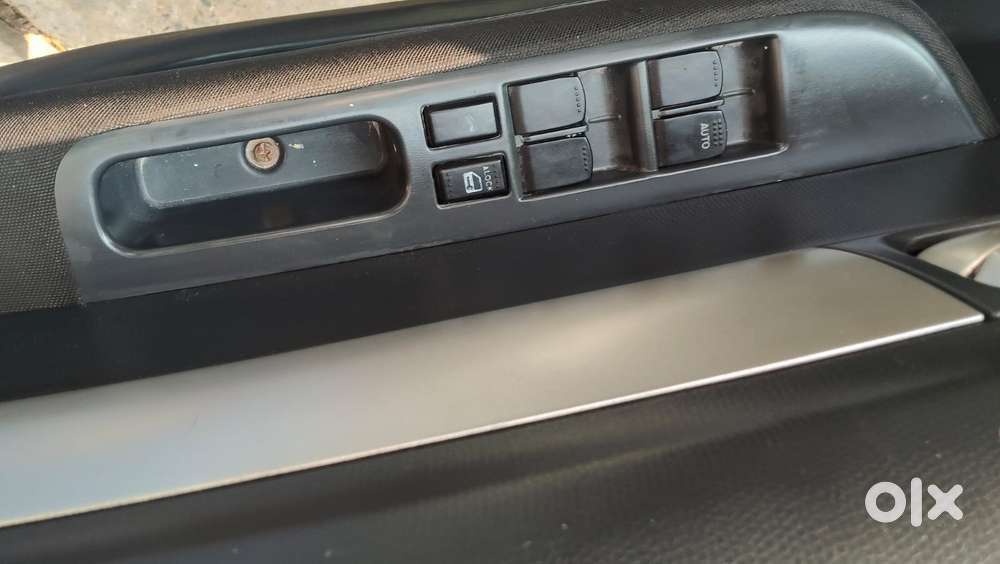 Maruti Suzuki Swift 2004-2010 Vxi Bsiv, 2011, Petrol