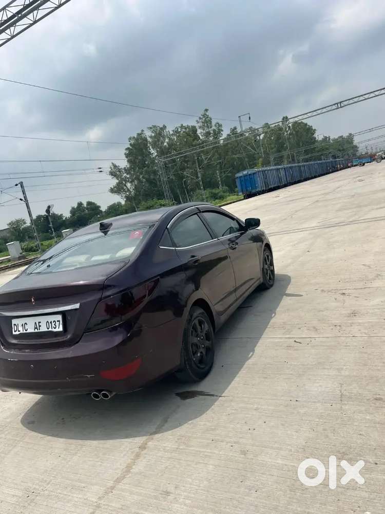 Hyundai Verna 1.6 Sx 2012