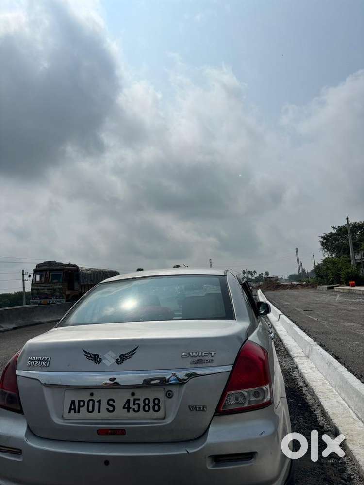 Maruti Suzuki Swift Dzire 2010