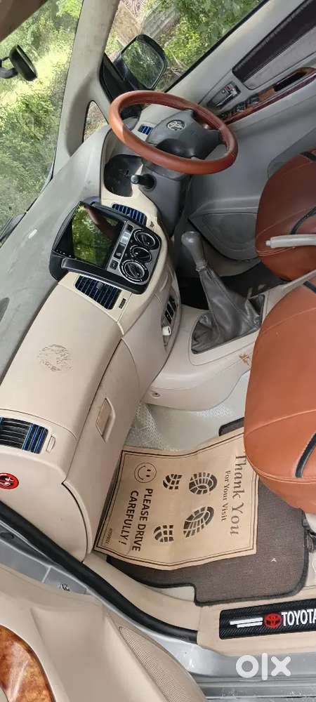 Toyota Innova 2007 Diesel 270000 Km Driven