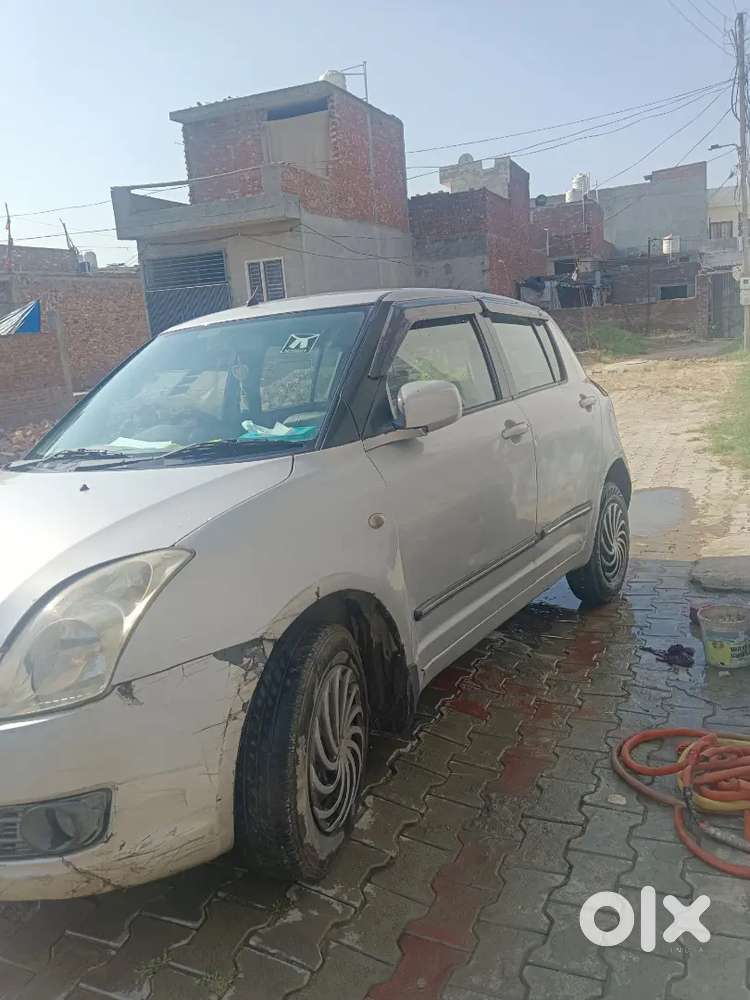 Maruti Suzuki Swift 2012