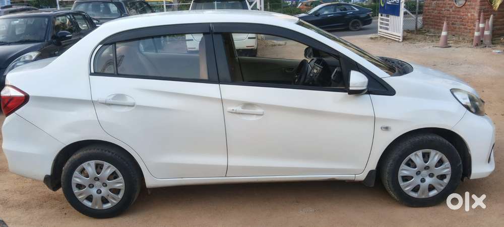 Honda Amaze S I-vtech, 2015, Petrol