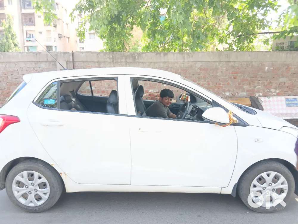 Hyundai Grand I10 Petrol 2016