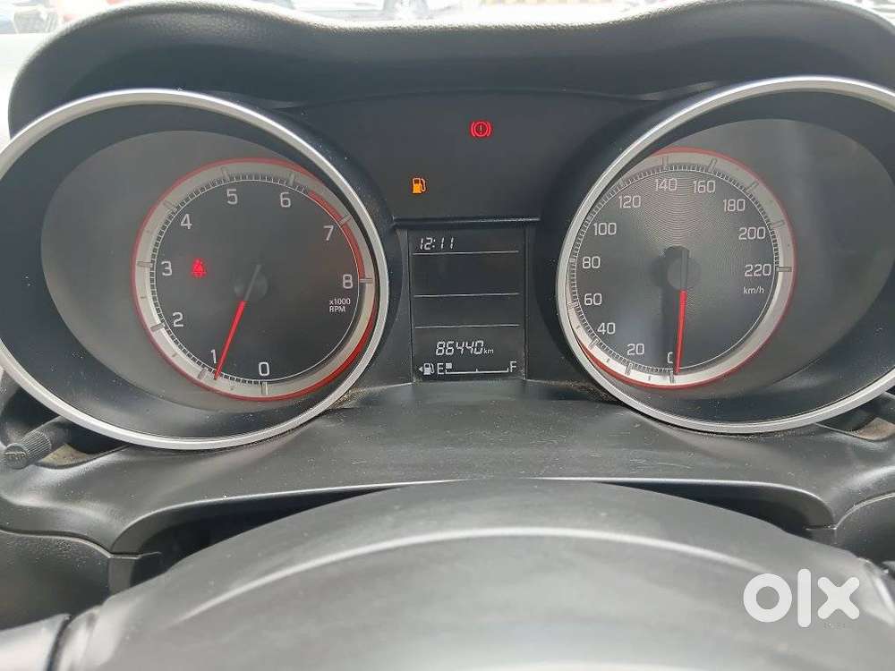 Maruti Suzuki Swift Vxi, 2018, Petrol