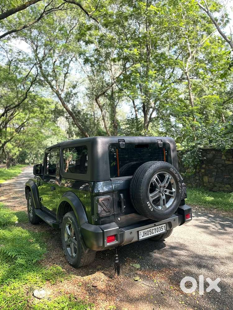 Mahindra Thar Petrol 2022