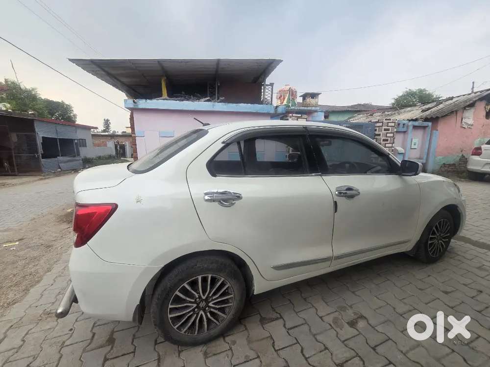 2017 Maruti Swift Dzire Amt