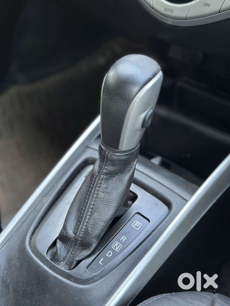Maruti Suzuki Baleno 1.2 Cvt Zeta, 2017, Petrol