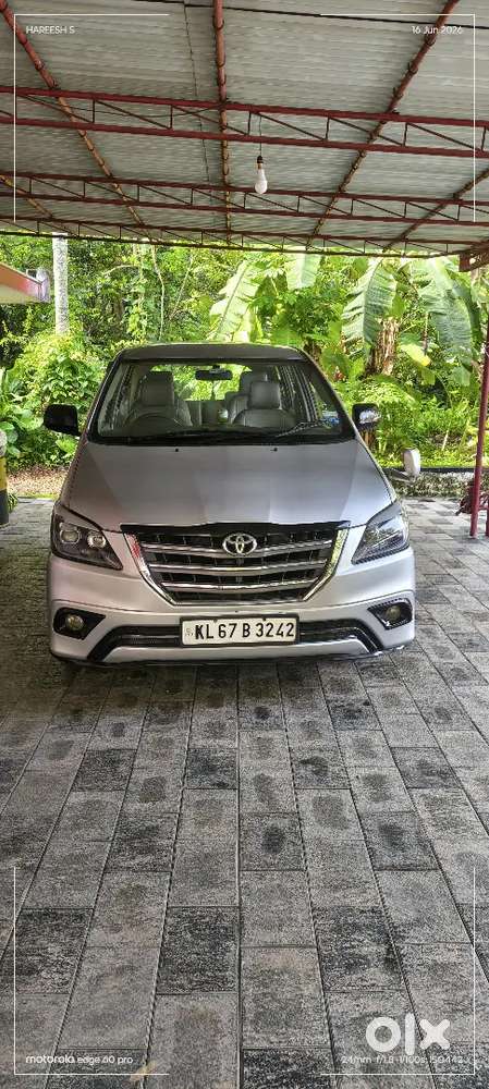 Toyota Innova 2.5 V 2010