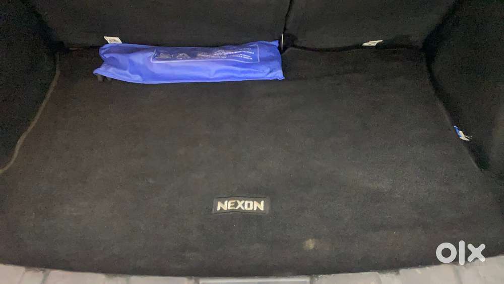 Tata Nexon 1.5 Revotorq Xza Plus S Amt, 2023, Petrol