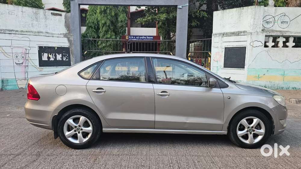 Skoda Rapid 1.6 Mpi At Ambition, 2012, Petrol