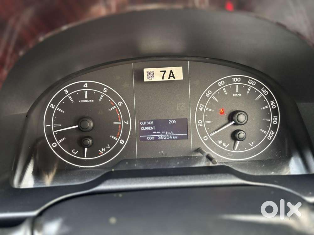 Toyota Innova Crysta 2.7 Gx Mt 8s, 2020, Petrol