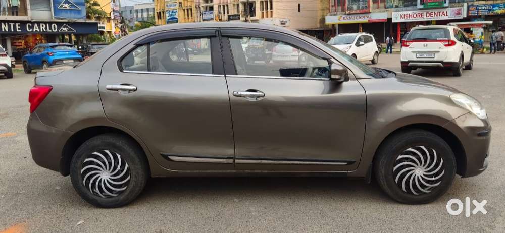 Maruti Suzuki Dzire 1.2 Vxi, 2021, Petrol
