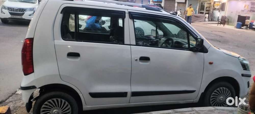 Maruti Suzuki Wagon R Lxi 1.0, 2013, Petrol