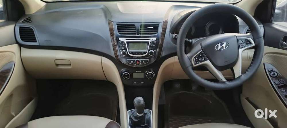 Hyundai Fluidic Verna 1.6 Vtvt Sx, 2011, Petrol