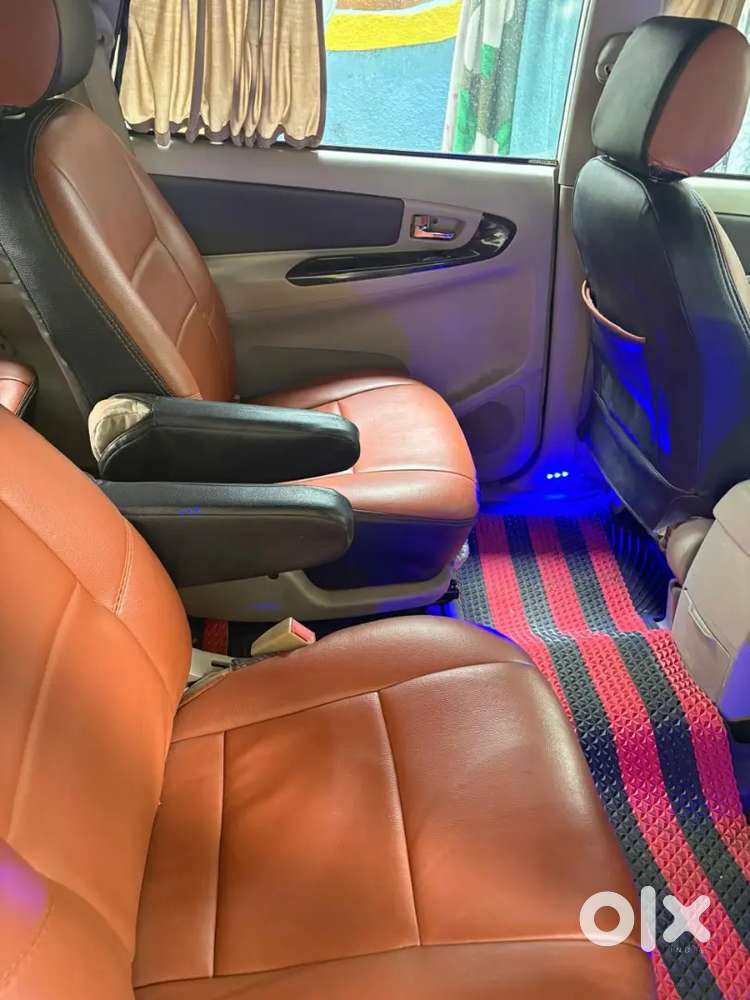 Toyota Innova 2.5 V 2011