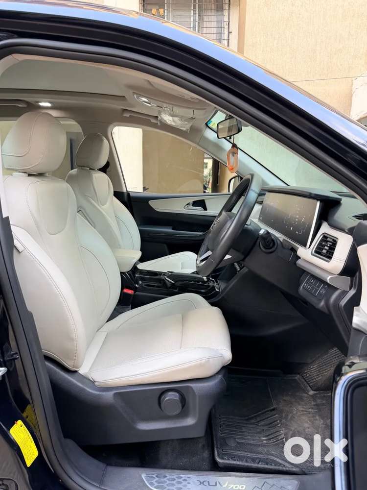 Mahindra Xuv700 2.2 Ax 7 Diesel At Str, 2023, Diesel