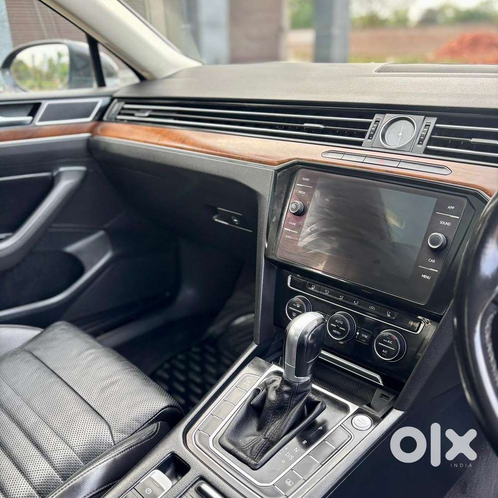 Volkswagen Pasad With Auto Park 2018/19 Only 62000km Driven