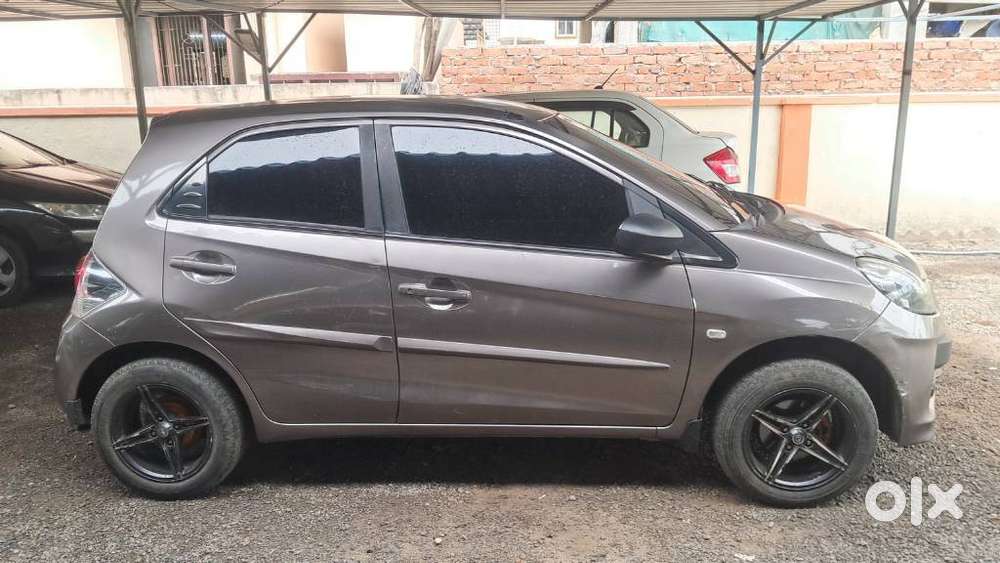 Honda Brio 2011-2013 V Mt, 2013, Petrol