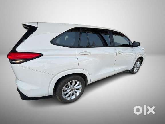 Toyota Innova Hycross 2.0 Vx (o) Hybrid 7 Str, 2024, Cng & Hybrids