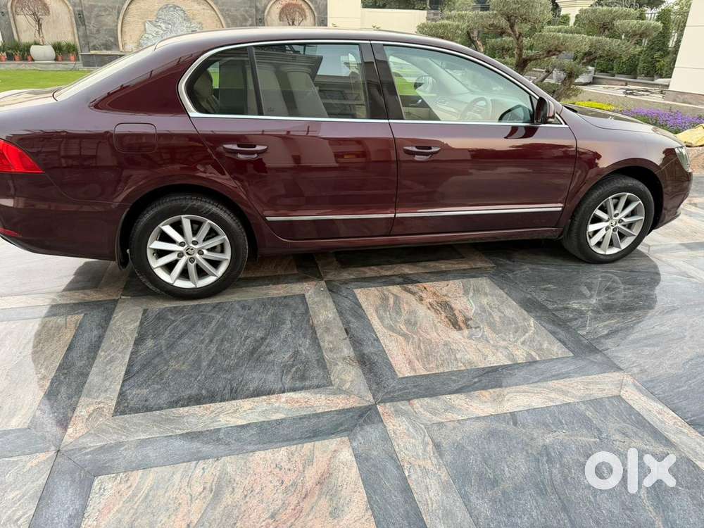 Skoda Superb Corporate Edition 1.8, 2015, Petrol