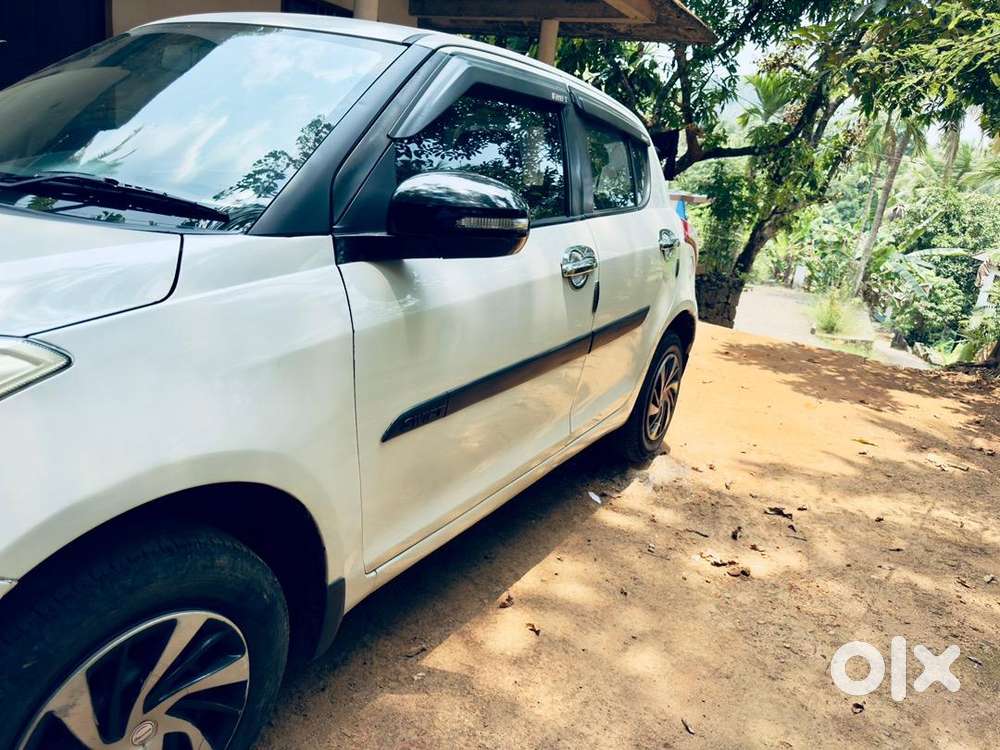 Maruti Suzuki Swift 2016 Petrol 120000 Km Driven