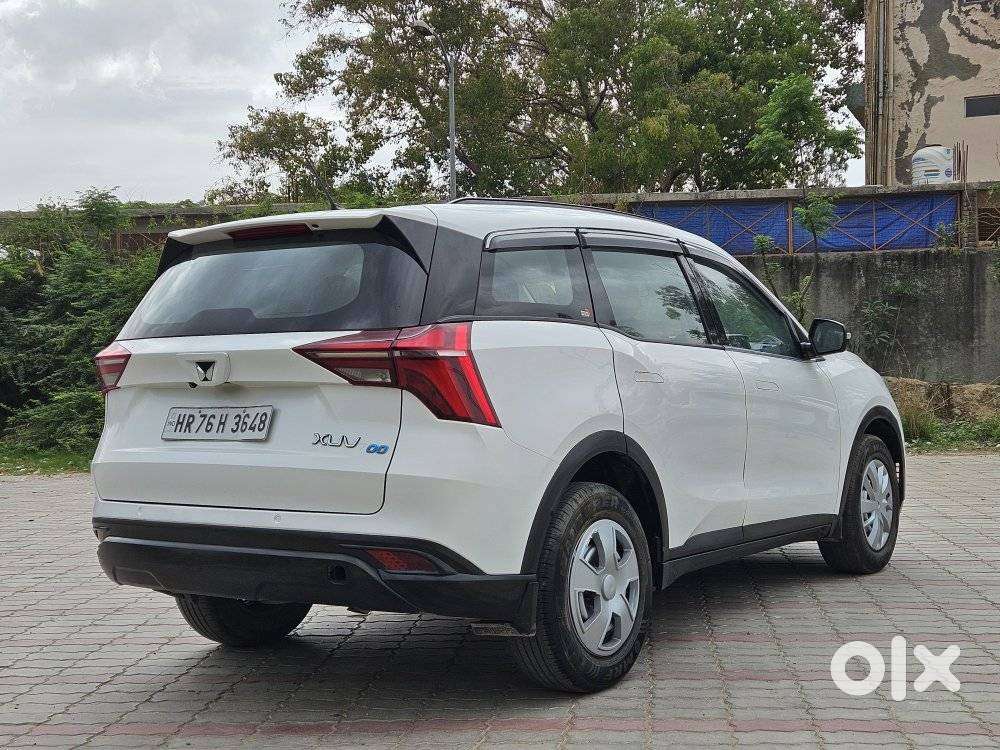 Mahindra Xuv700 2.2 Mx Diesel Mt 5 Str, 2023, Diesel