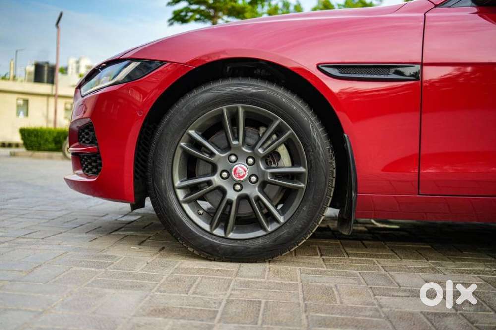 Jaguar Xe Pure, 2020, Petrol