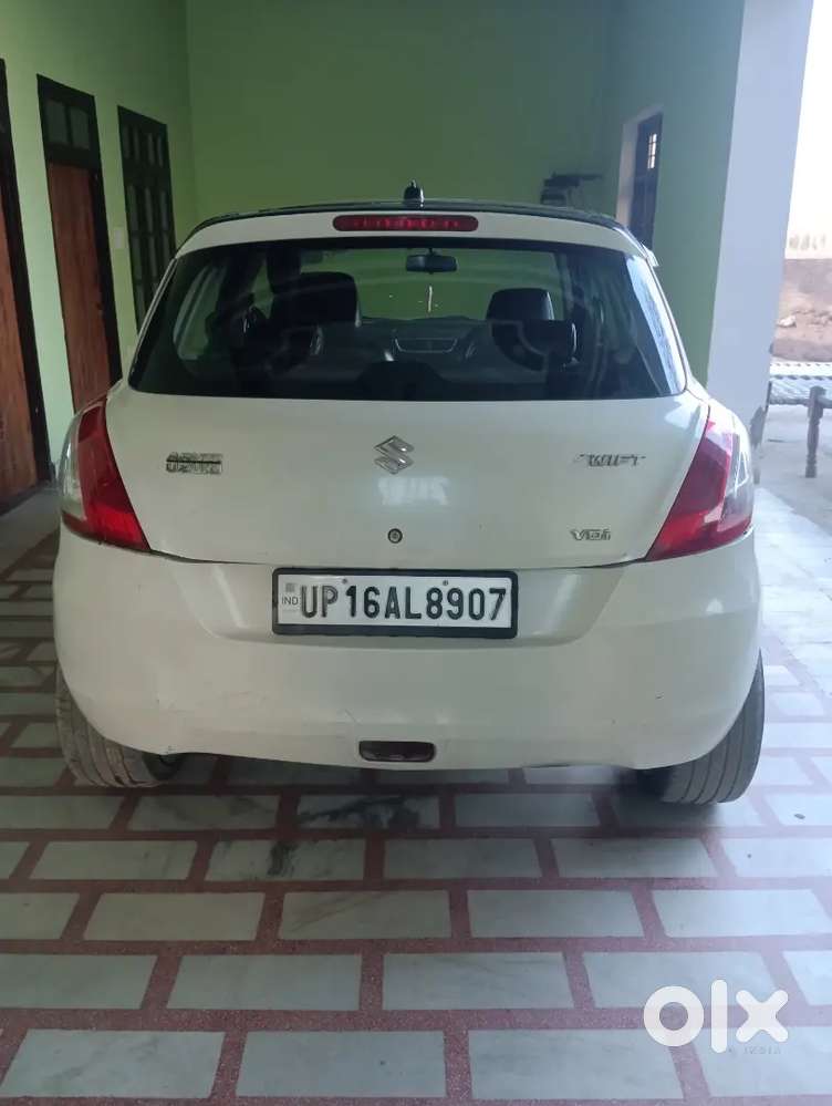 Maruti Suzuki Swift 2012 Diesel 96000 Km Driven
