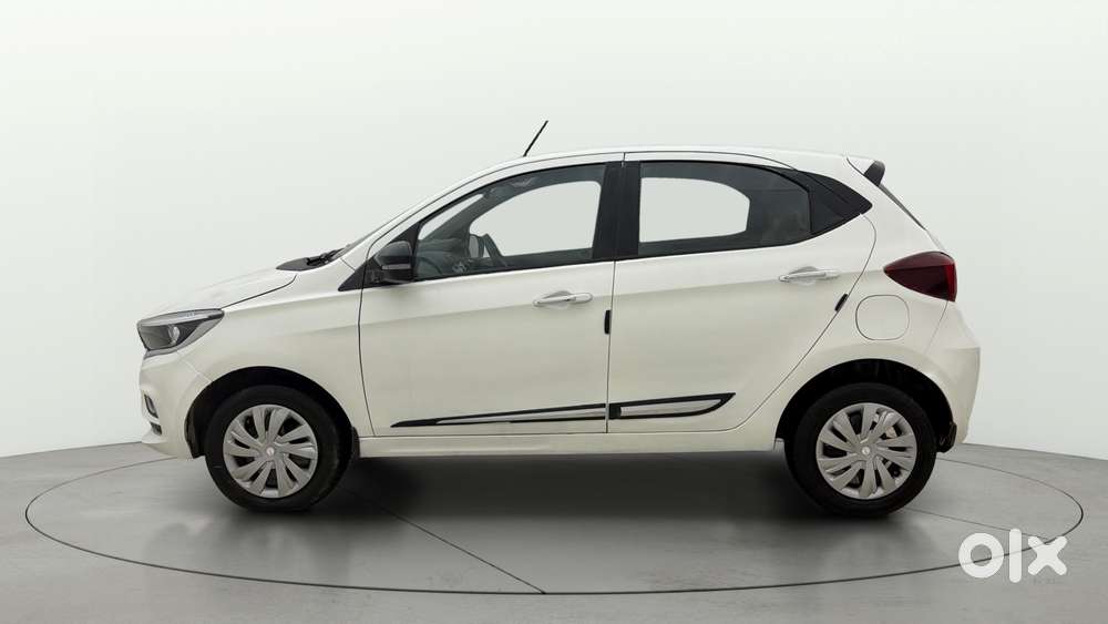Tata Tiago 1.2 Revotron Xz Plus, 2022, Cng & Hybrids