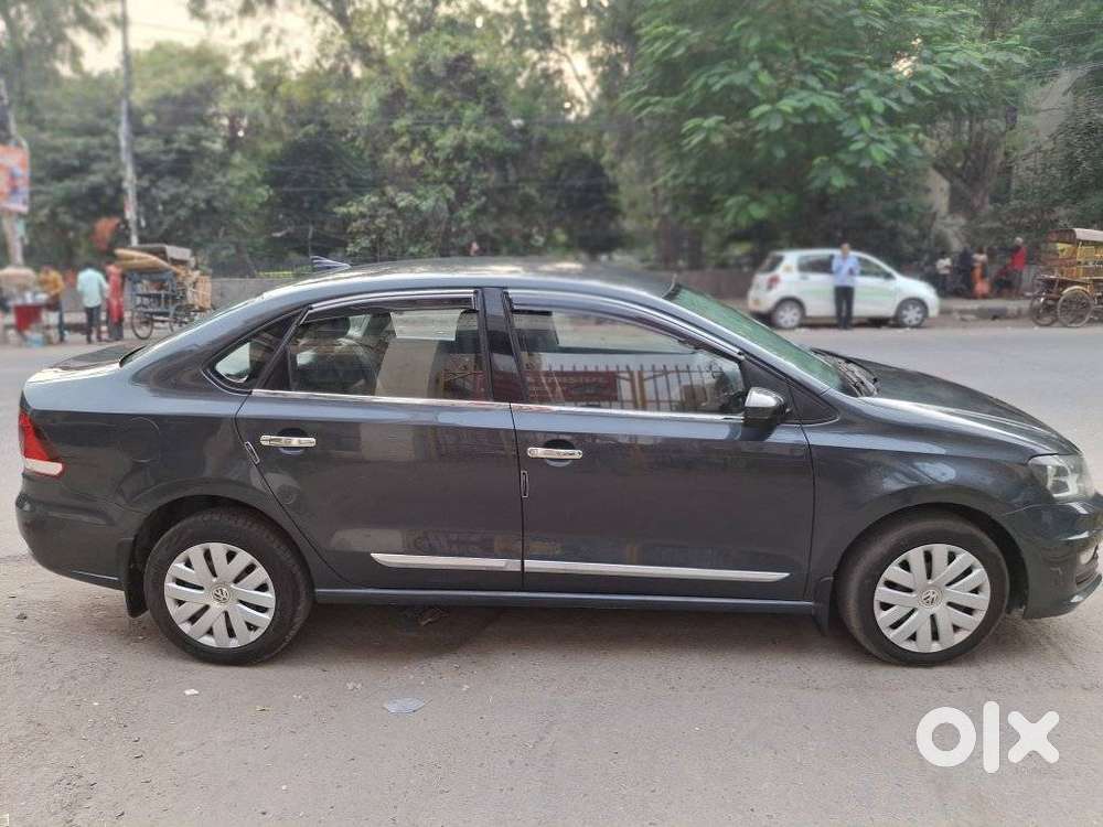 Volkswagen Vento 1.2 Tsi Comfortline At, 2016