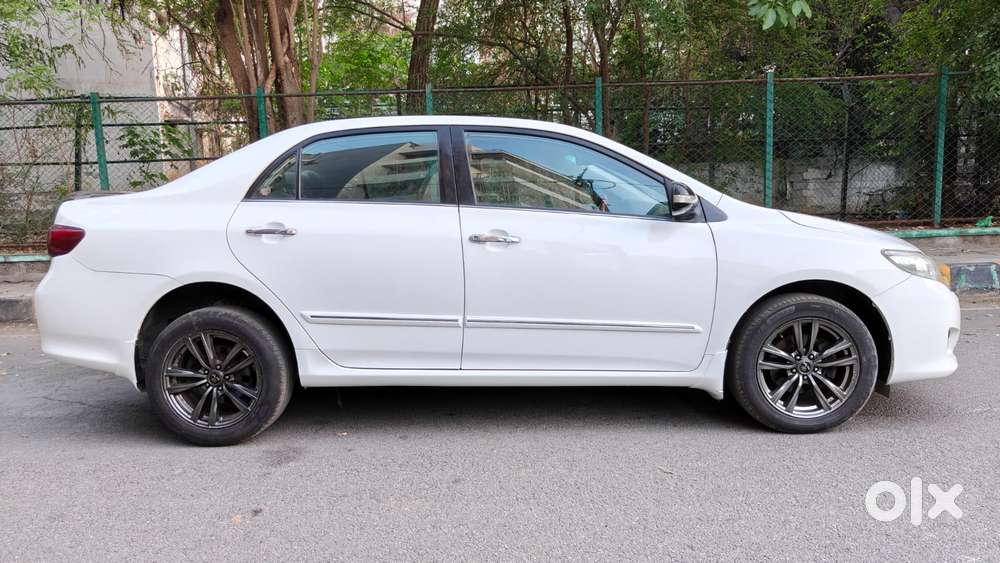 Toyota Corolla Altis 2010-2013 G, 2011, Diesel