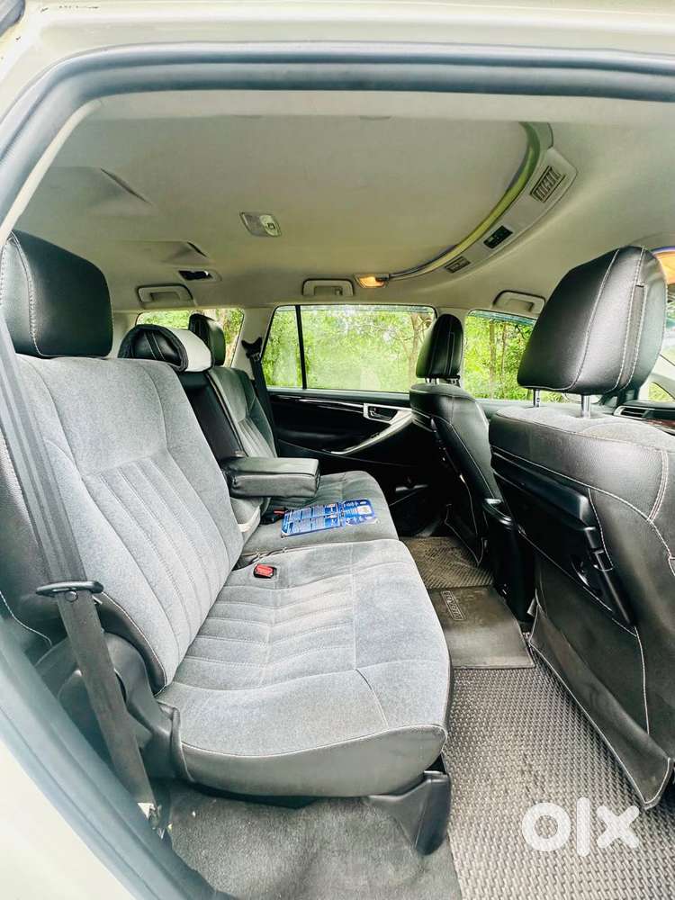 Toyota Innova Crysta [2020-ongoing] 2.4 Vx 8 Str, 2018, Diesel
