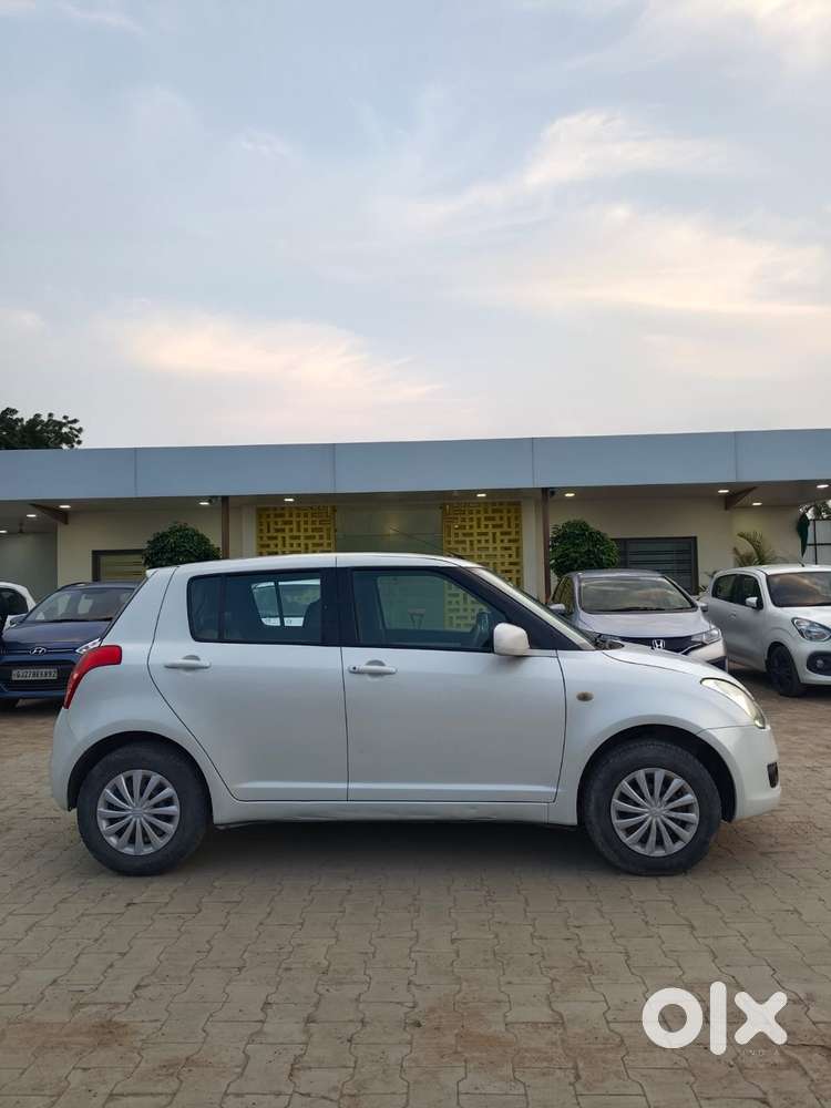 Maruti Suzuki Swift Vdi, 2011, Diesel