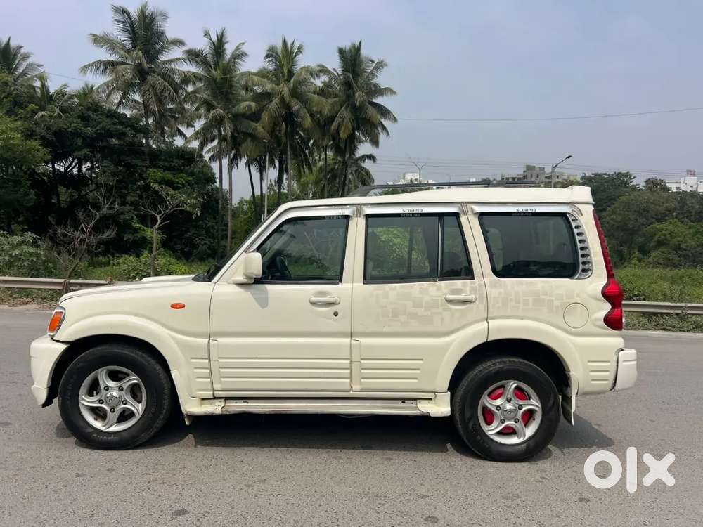 Mahindra Scorpio Classic 2008 Diesel 99000 Km Driven