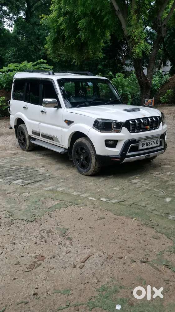 Mahindra Scorpios2 2015 Diesel Manual