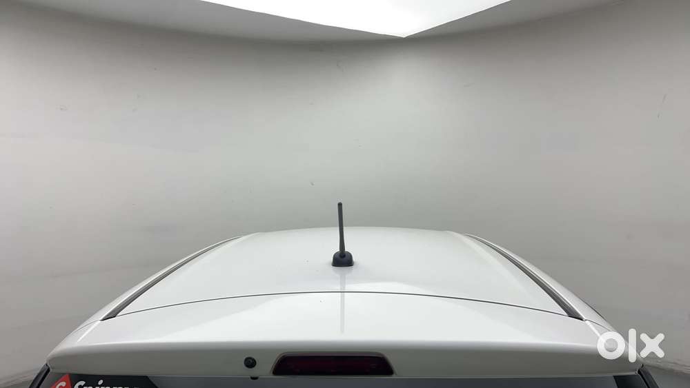 Maruti Suzuki Swift Amt Zxi, 2023, Petrol