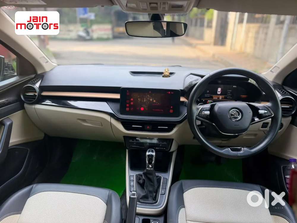 Skoda Slavia, 2025, Petrol