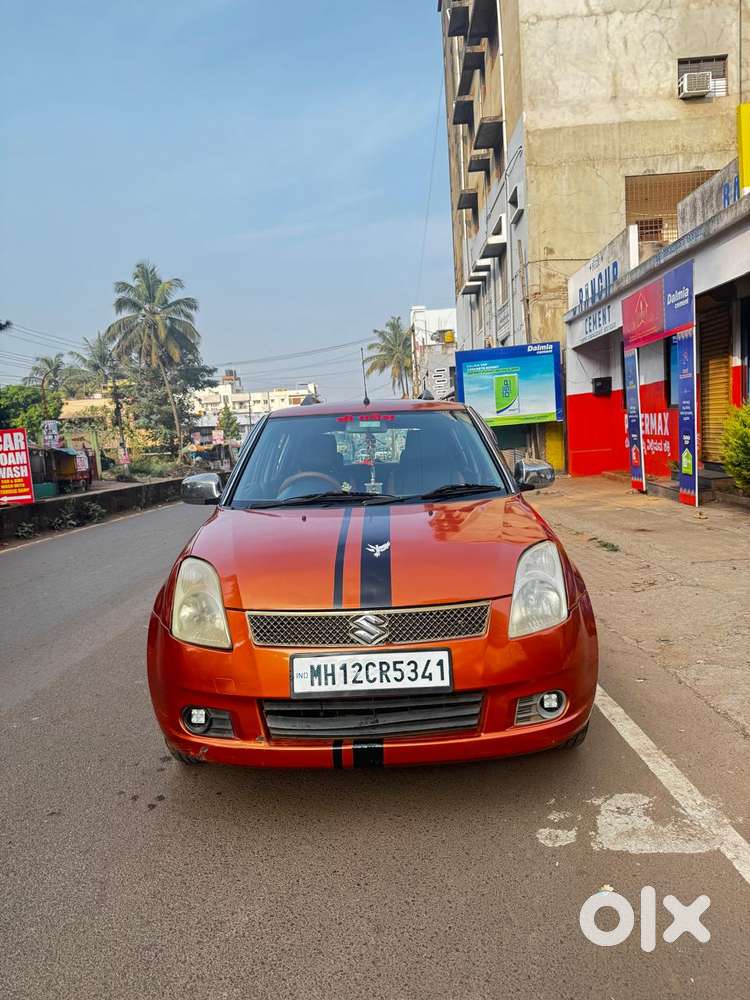 Maruti Suzuki Swift Vxi + Manual, 2006, Petrol